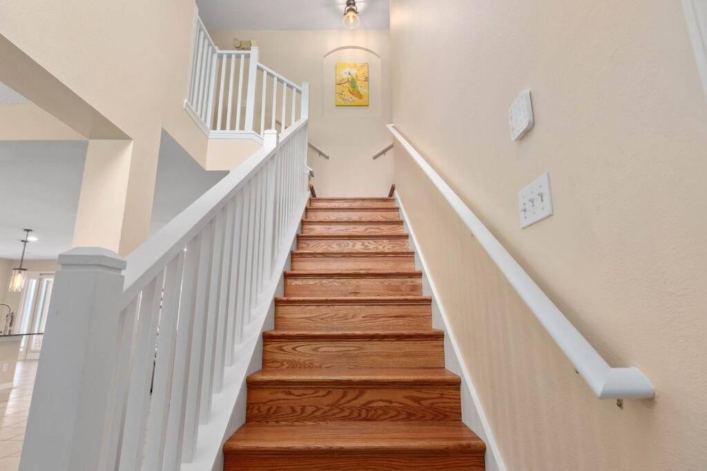 Lakeview W/8 Bedroom 5 Kingsuite 3 Miles To Disney Kissimmee Exterior foto